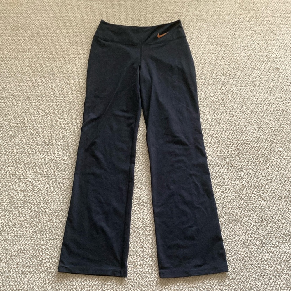 Nike Texas Longhorns Wide Leg Flare Yoga pants Black Size Small Special Edition